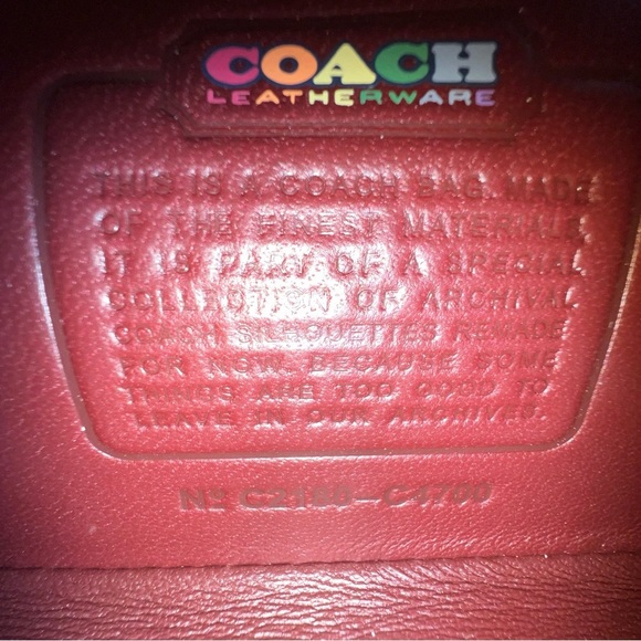 NWT Coach Turnlock Clutch 20 with Rainbow Quilting C4700    Leather Crossbody - Picture 15 of 16